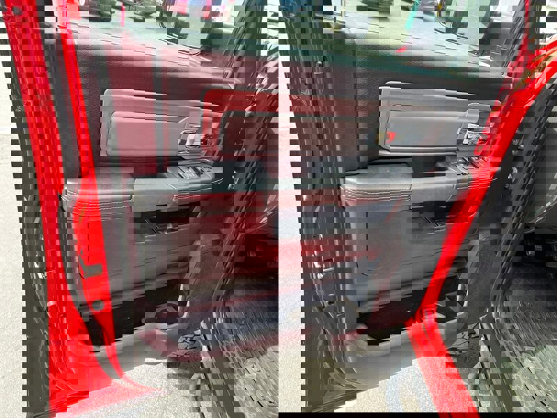 Used 2017 RAM 2500 Power Wagon w/ Leather & Luxury Group image 22