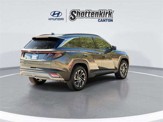 Used 2025 Hyundai Tucson Limited image 8