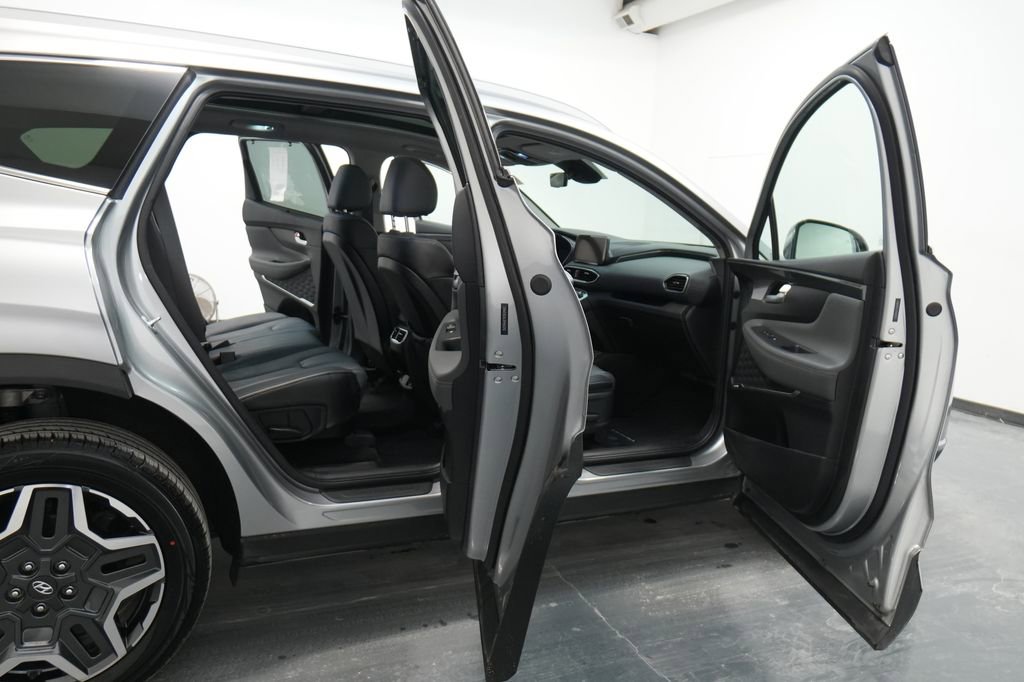 Used 2023 Hyundai Santa Fe Limited w/ Cargo Package image 37