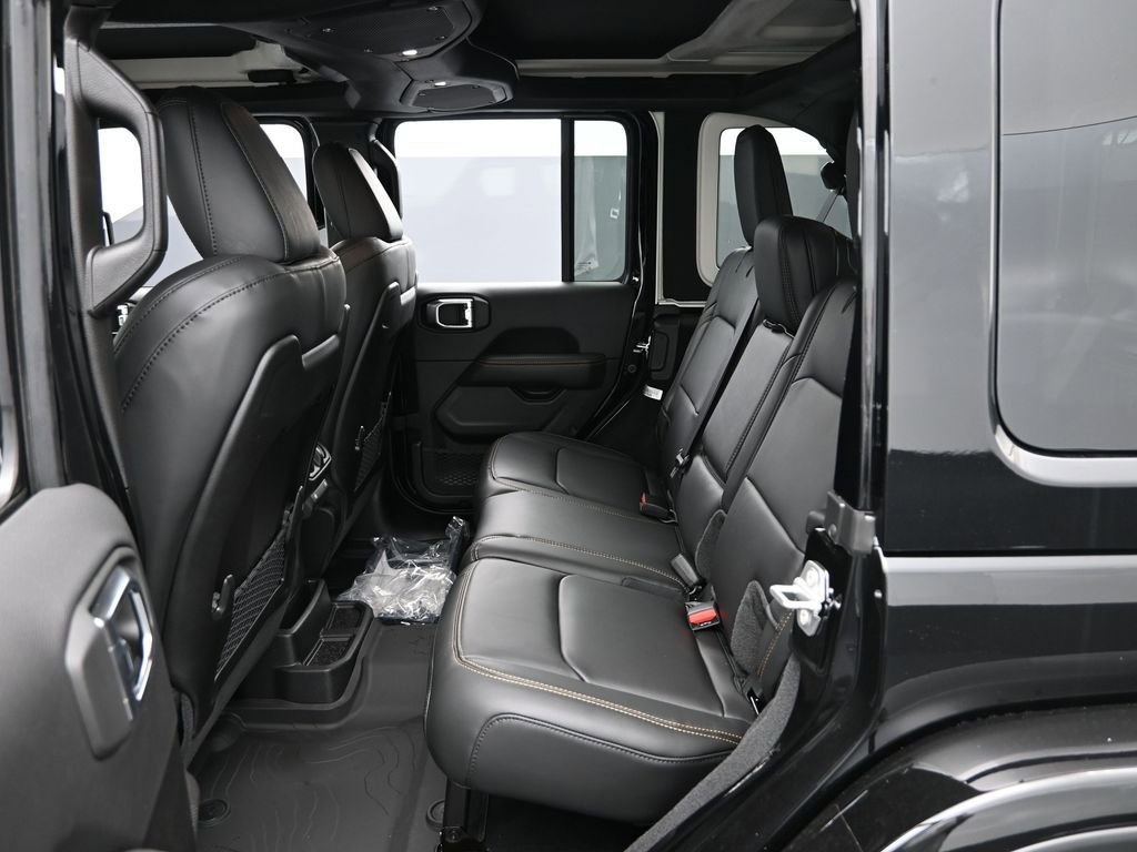 New 2025 Jeep Wrangler Unlimited Rubicon 392 image 13