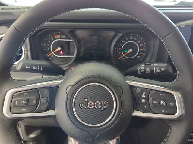New 2026 Jeep Wrangler Sahara w/ Whitecap Package image 24