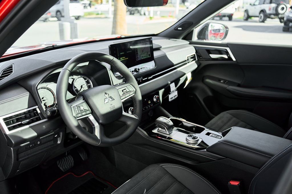 New 2026 Mitsubishi Outlander Ralliart image 2