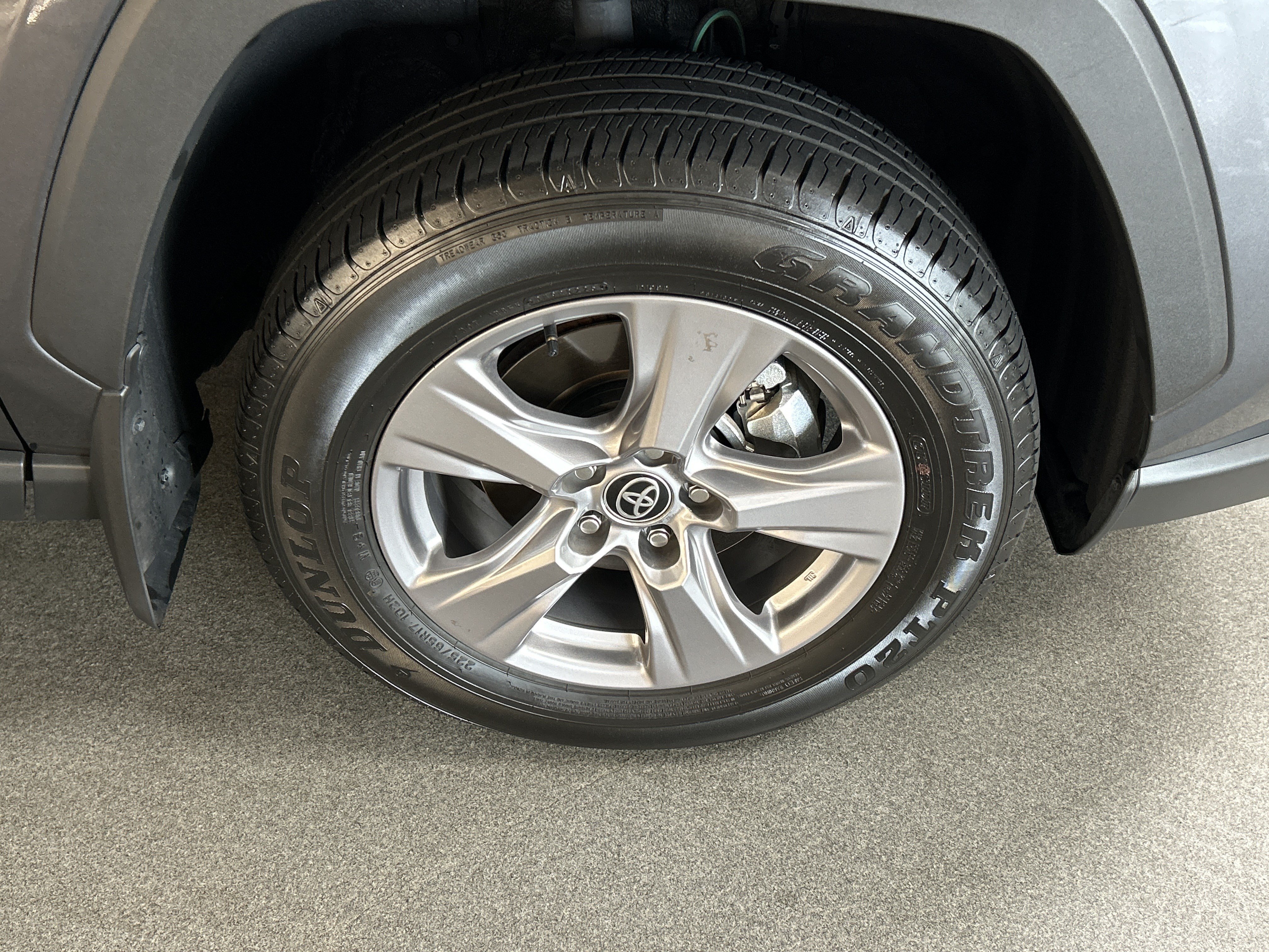 Certified 2025 Toyota RAV4 XLE w/ Convenience Package FWD image 12