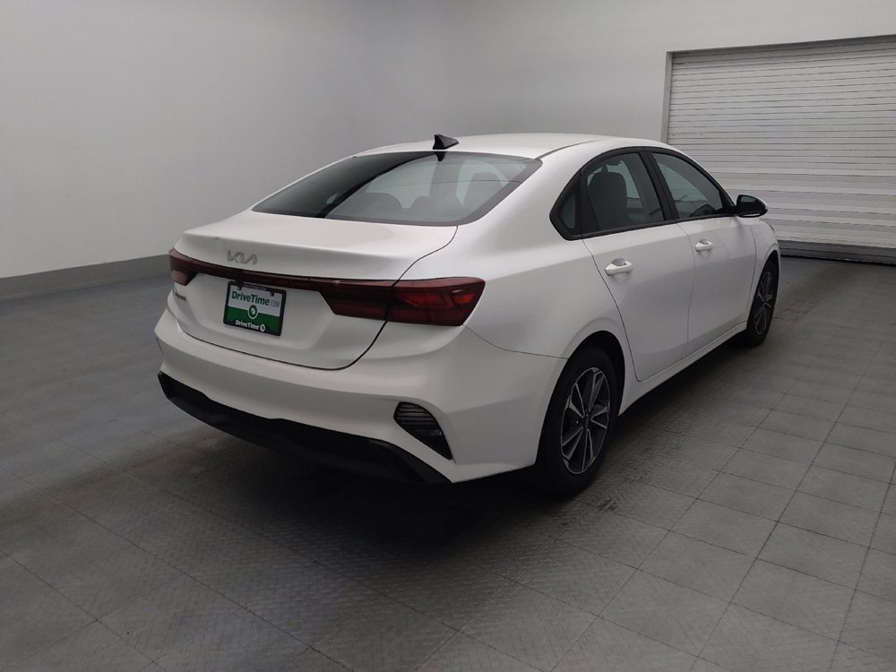 Used 2024 Kia Forte LXS FWD image 9
