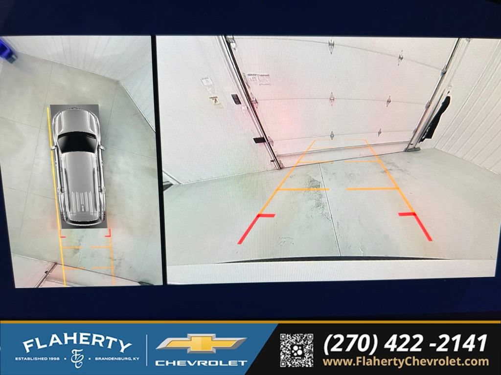 Used 2026 Chevrolet Traverse LT w/ Driver Confidence Package FWD image 34