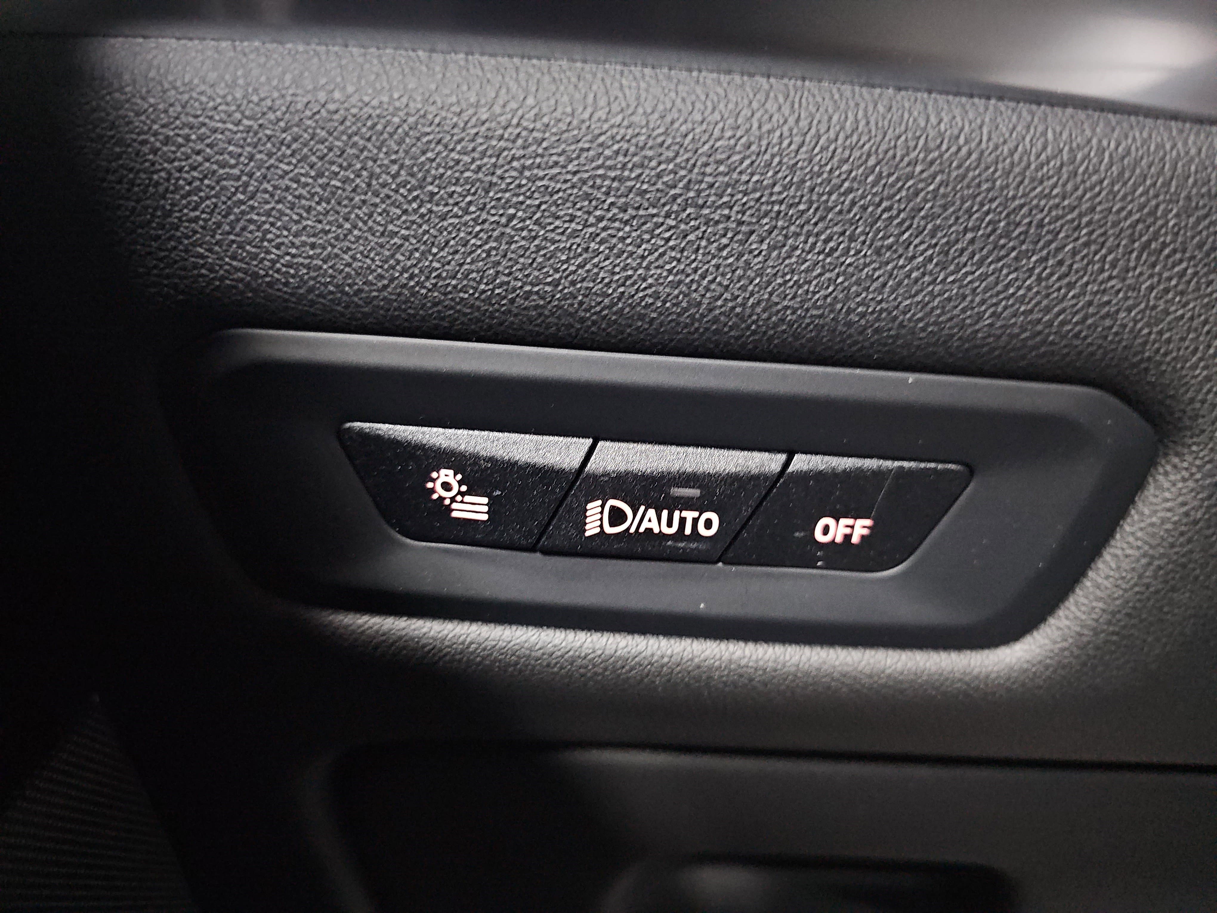 New 2026 BMW X5 xDrive40i w/ Climate Comfort Package image 26