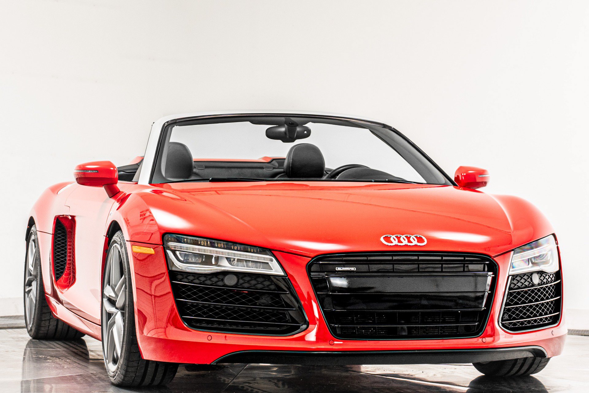 Used 2014 Audi R8 V10 AWD/4WD image 3