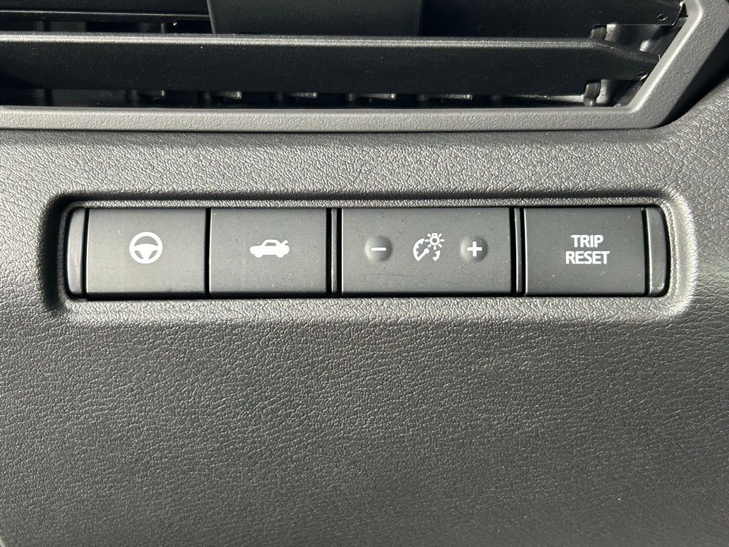 Used 2025 Nissan Altima 2.5 SL FWD image 27