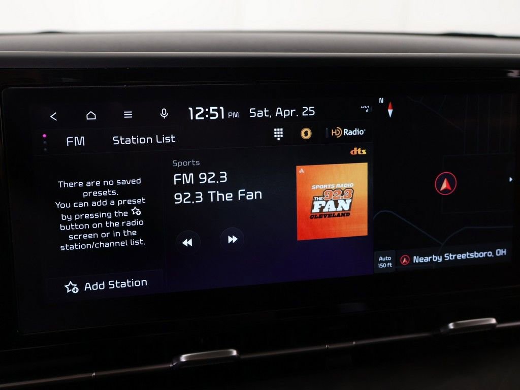 Used 2023 Kia Carnival EX FWD image 47