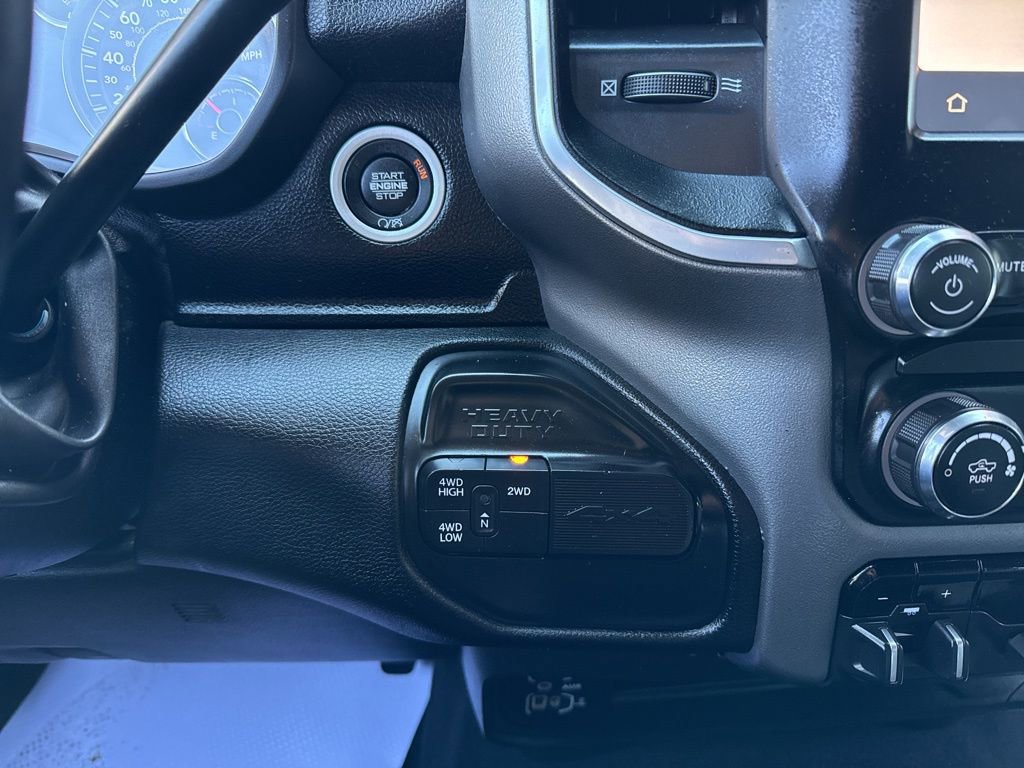 Used 2024 RAM 3500 Big Horn image 35