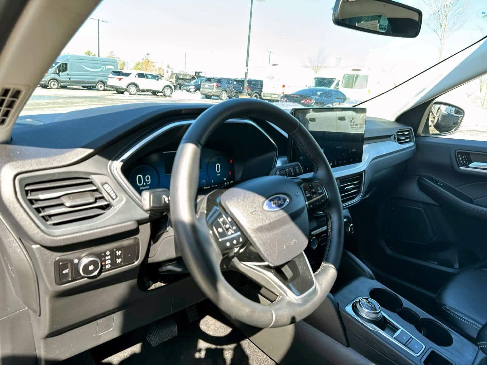 Used 2025 Ford Escape Platinum AWD/4WD image 20