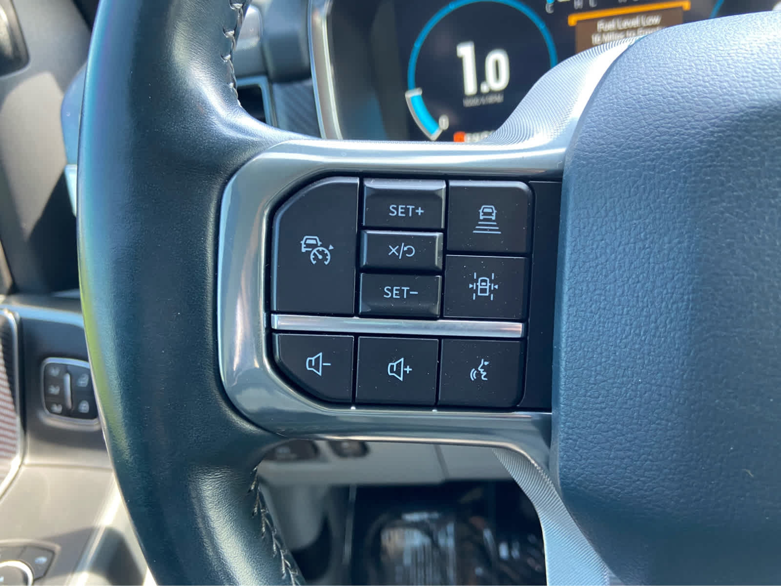 Used 2023 Ford F150 Limited AWD/4WD image 24