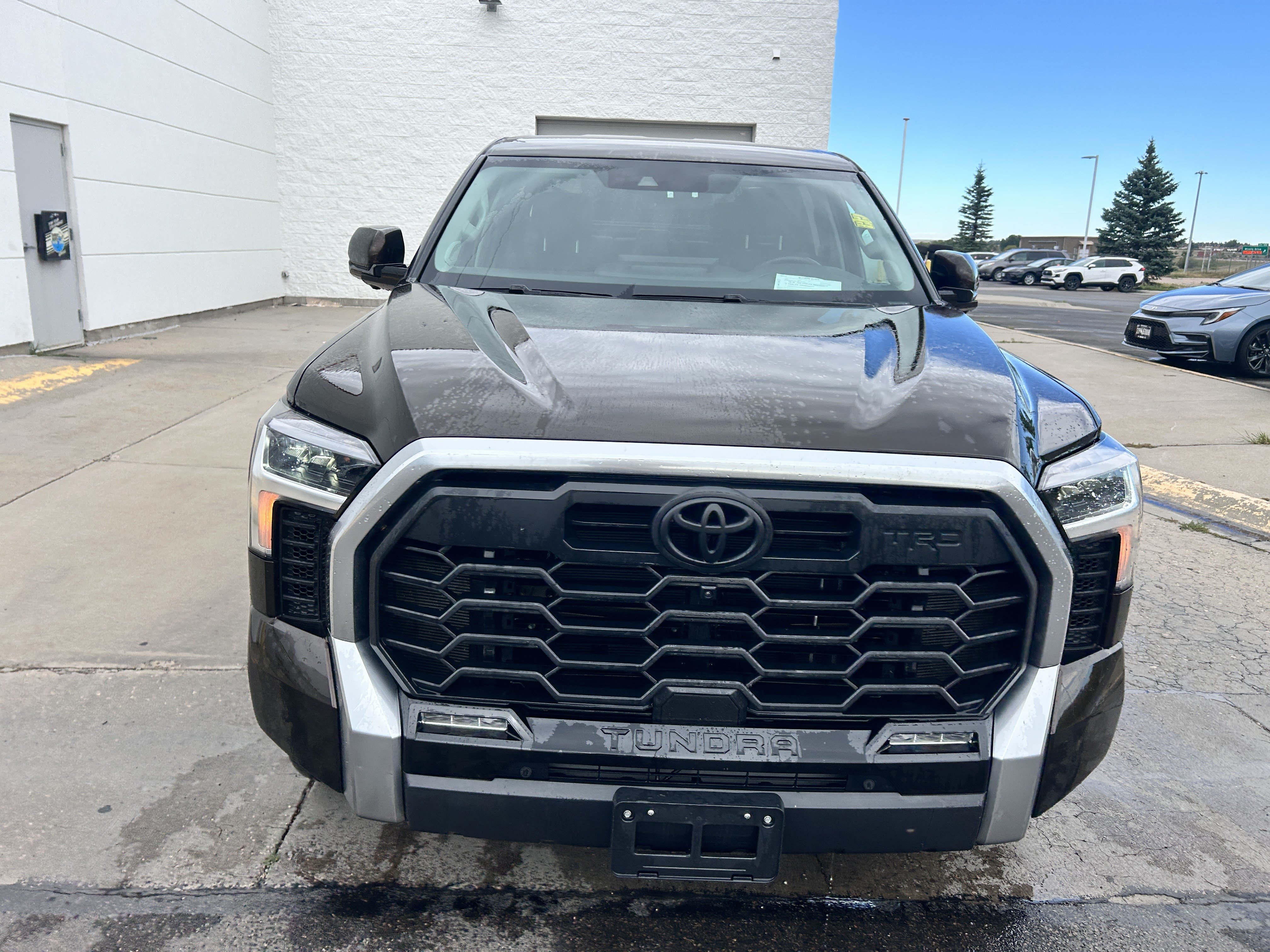 Used 2023 Toyota Tundra Limited w/ TRD Off-Road Package AWD/4WD image 9