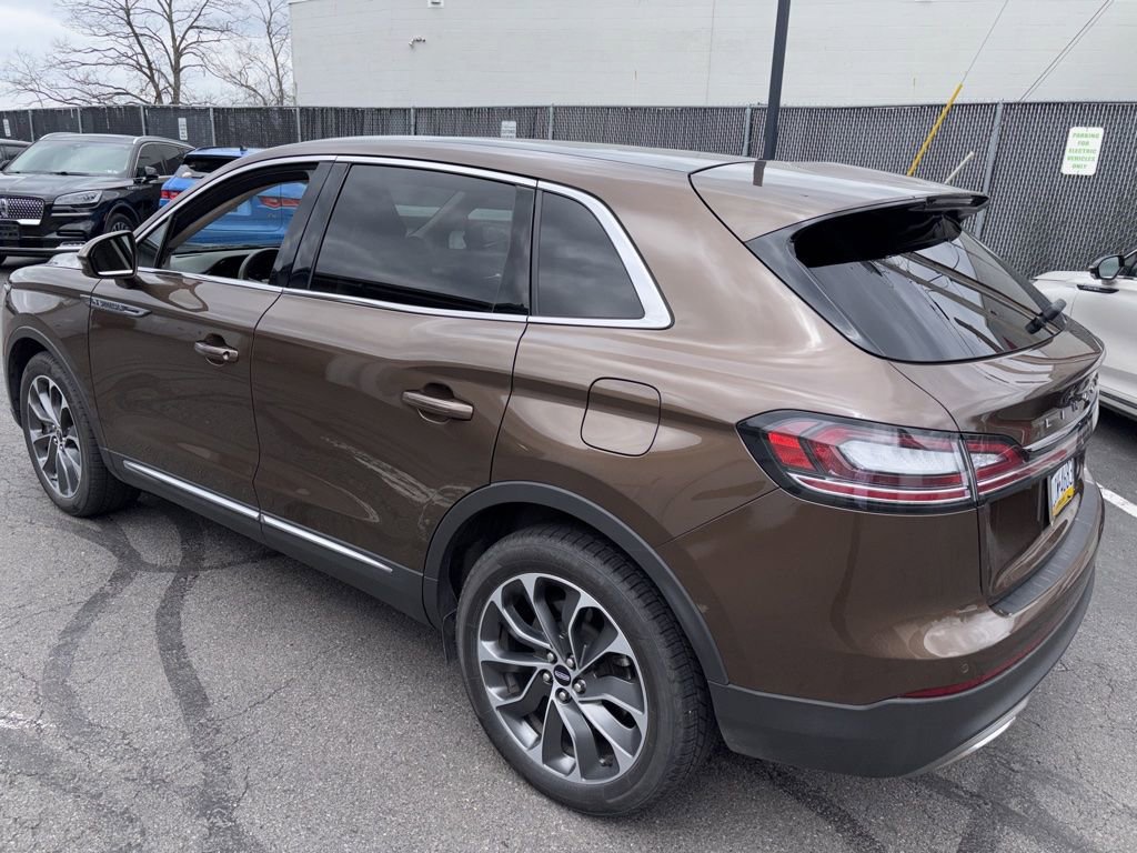 Certified 2022 Lincoln Nautilus Reserve image 7