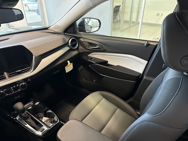 New 2026 Chevrolet Trax LT w/ Driver Confidence Package image 19