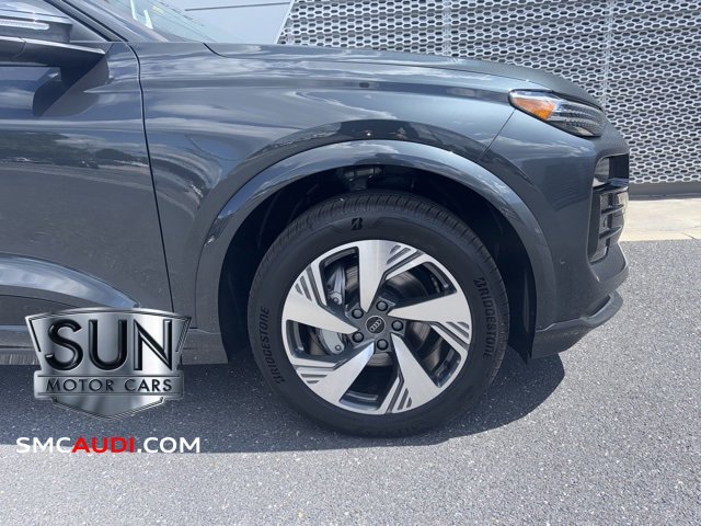 New 2025 Audi Q6 e-tron Premium Plus image 3