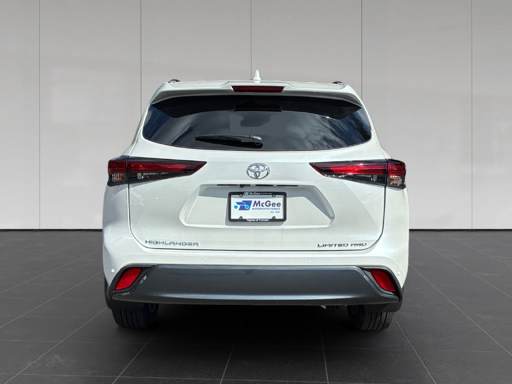 New 2026 Toyota Highlander Limited AWD/4WD image 4