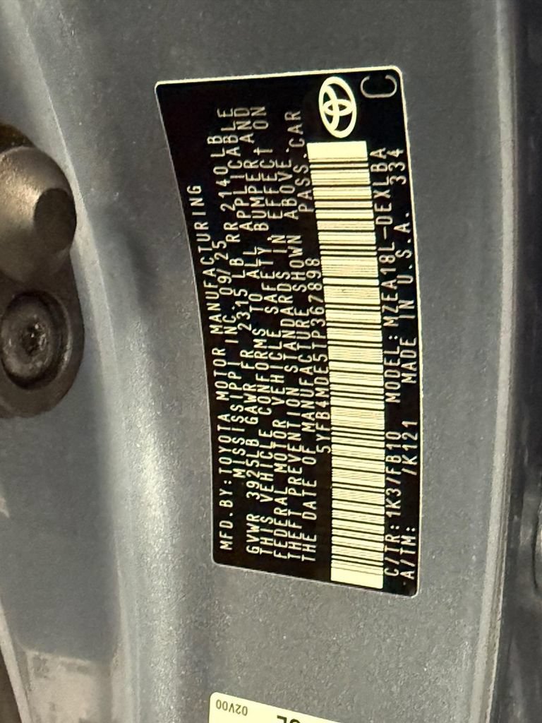Used 2026 Toyota Corolla LE FWD image 30