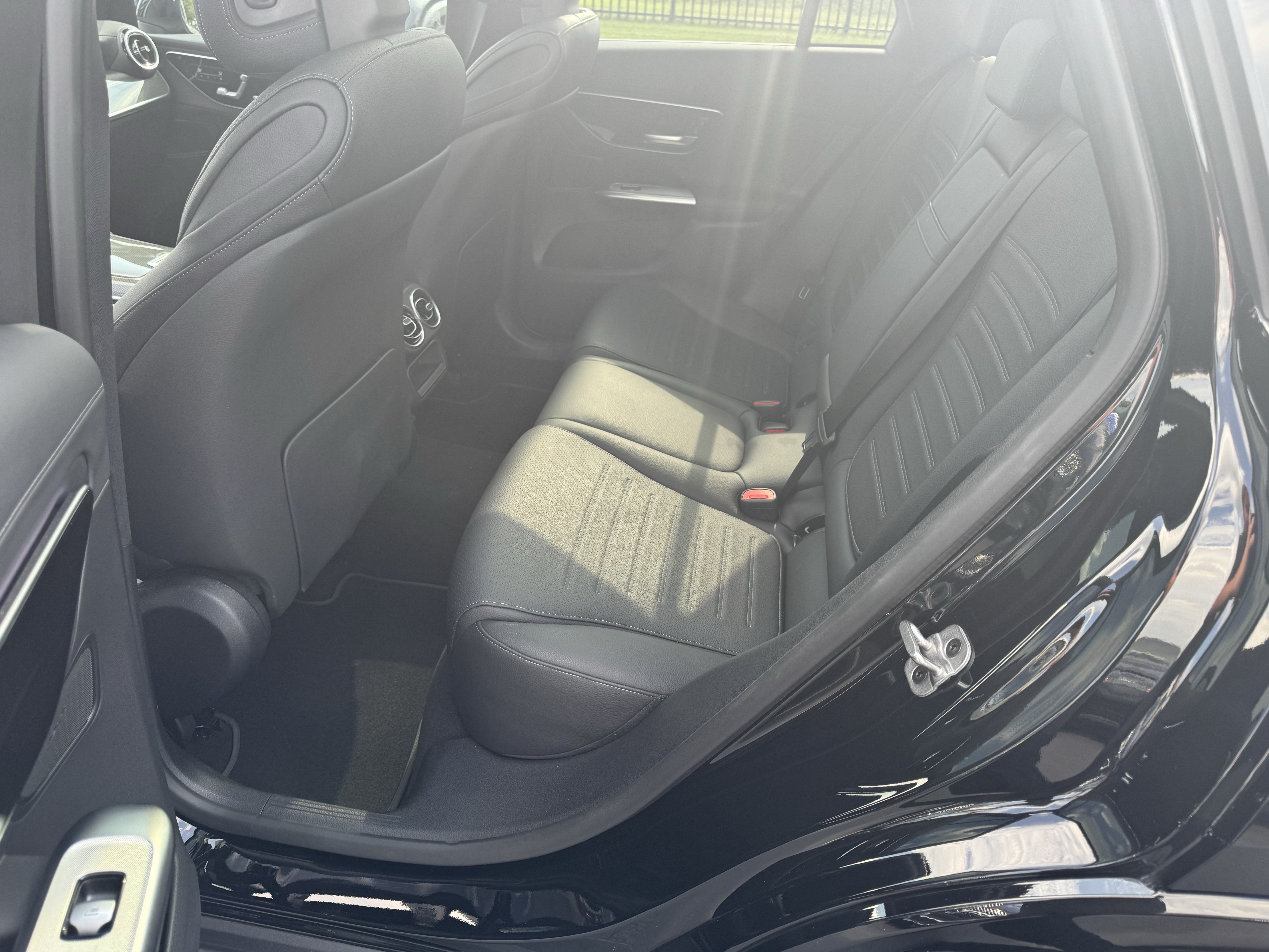 Certified 2026 Mercedes-Benz GLC 300 image 33