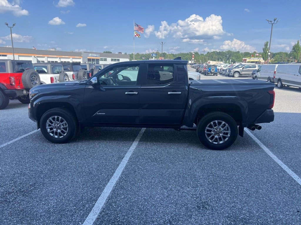 Used 2024 Toyota Tacoma Limited image 5