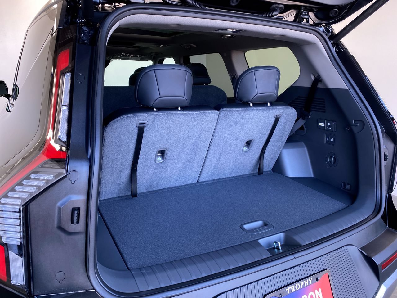 New 2026 Kia EV9 Wind AWD/4WD image 15