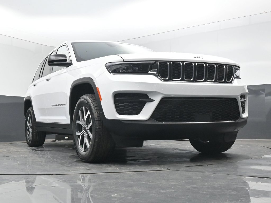 New 2027 Jeep Grand Cherokee Laredo X AWD/4WD image 45