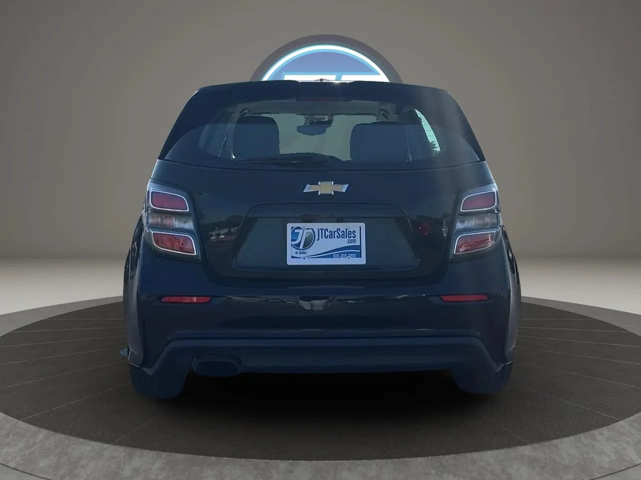 Used 2020 Chevrolet Sonic LT FWD image 21