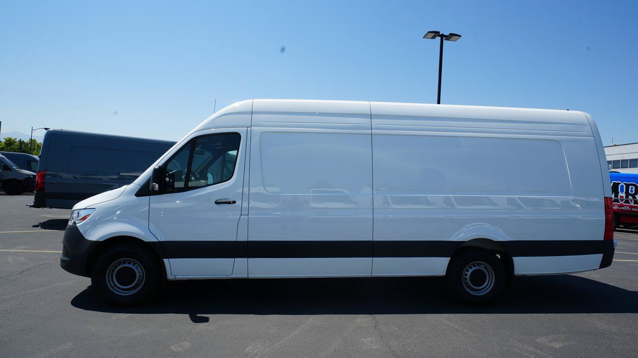New 2026 Mercedes-Benz Sprinter 2500 image 4