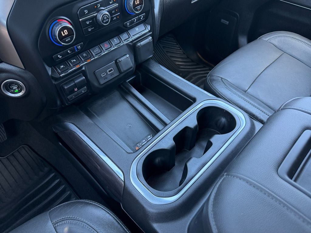 Used 2019 Chevrolet Silverado 1500 LTZ w/ LTZ Premium Package AWD/4WD image 18