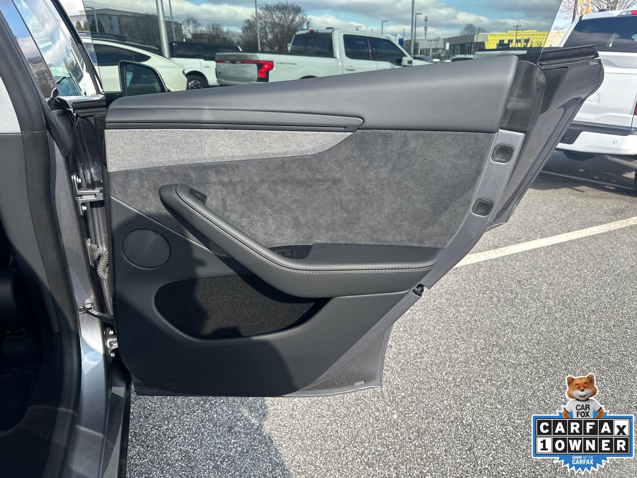 Used 2026 Tesla Model Y 2WD image 16