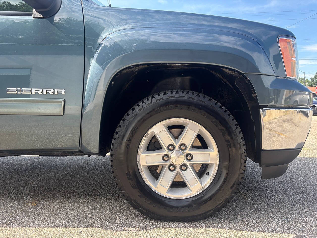 Used 2012 GMC Sierra 1500 SLE w/ Power Tech Package AWD/4WD image 5