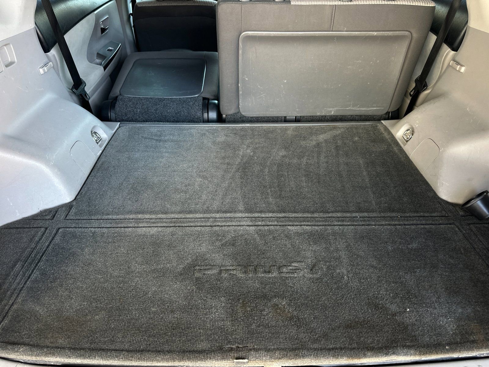 Used 2015 Toyota Prius V Two image 14