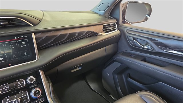 Used 2024 GMC Yukon XL Denali image 28
