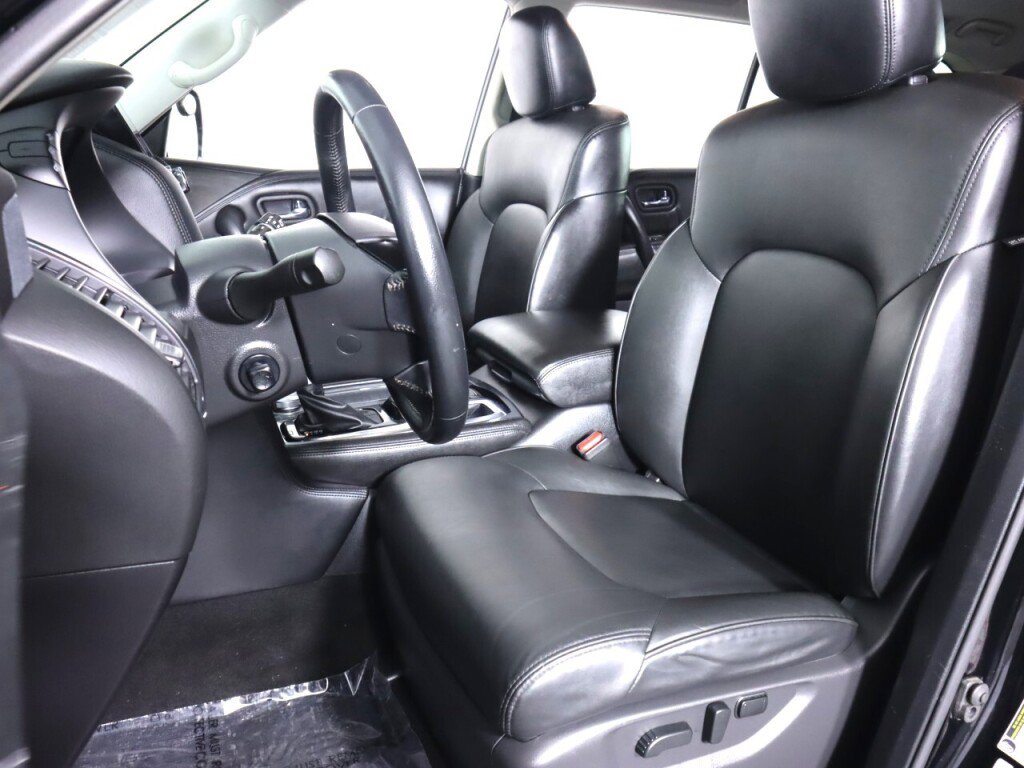 Used 2021 Nissan Armada SV image 32