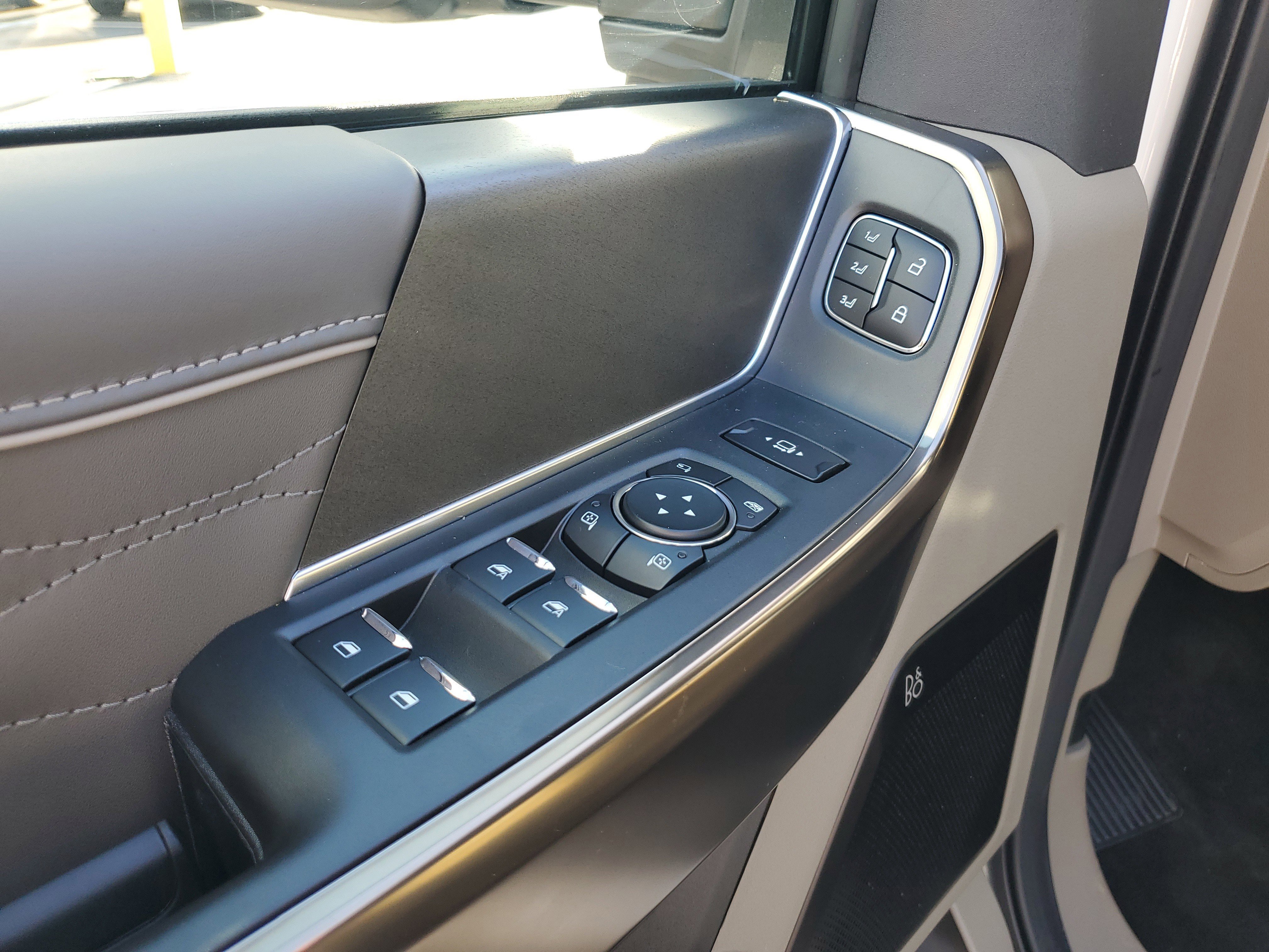 New 2026 Ford F350 Platinum w/ Platinum Plus Package image 19