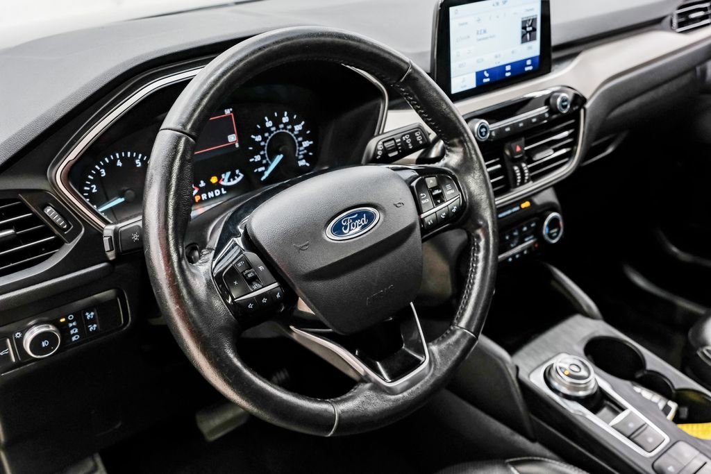 Used 2021 Ford Escape SEL image 22