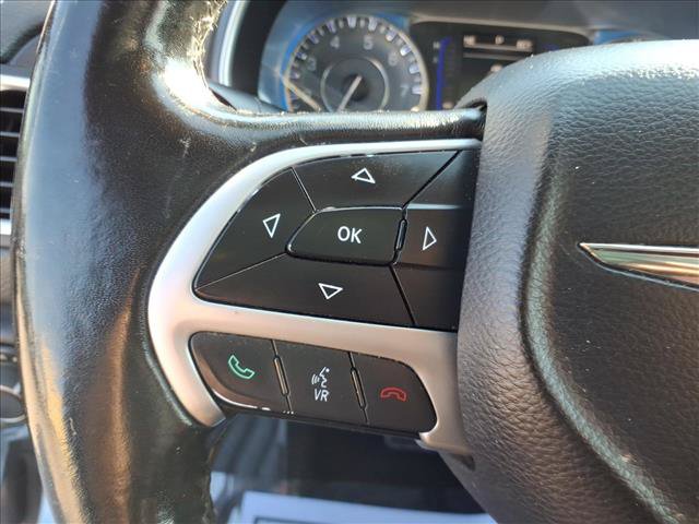 Used 2015 Chrysler 200 Limited w/ Convenience Group FWD image 23