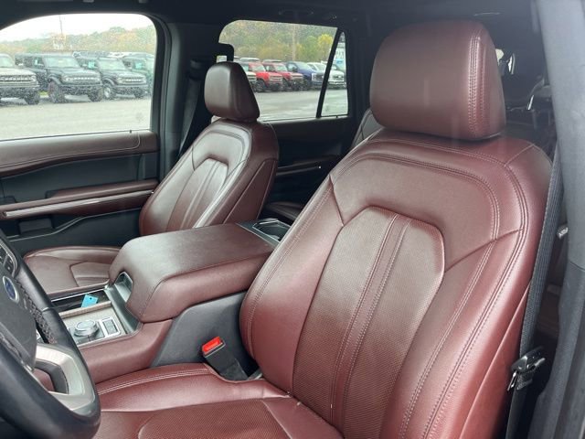 Used 2022 Ford Expedition Max Limited image 11