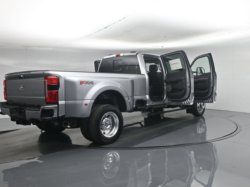 New 2027 Ford F450 Lariat w/ Lariat Ultimate Package AWD/4WD image 33