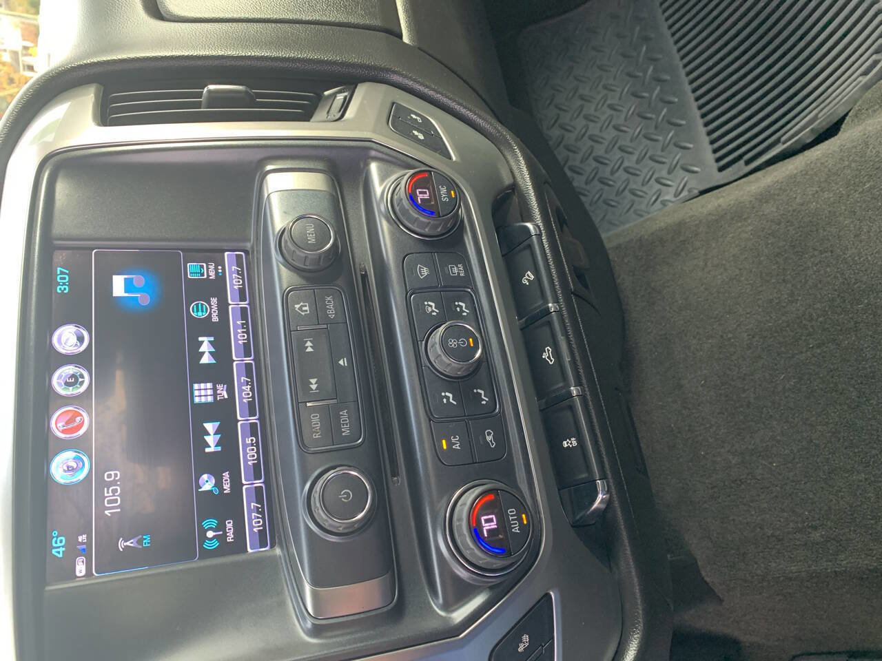 Used 2017 Chevrolet Silverado 1500 LT w/ All Star Edition image 22