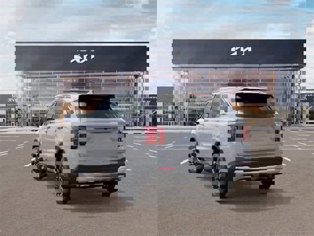 New 2025 Kia Sorento S image 4