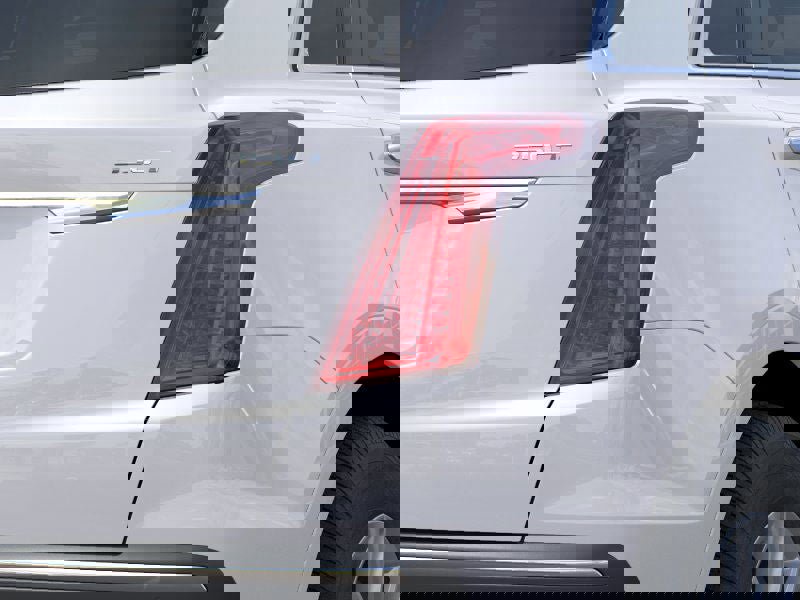 New 2026 Cadillac XT5 Luxury w/ LPO, Floor Liner Package image 11
