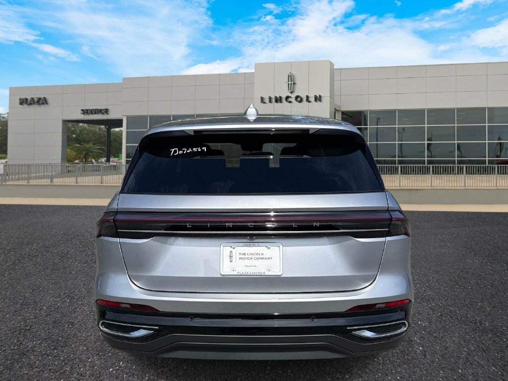 New 2026 Lincoln Nautilus Premier AWD/4WD image 4