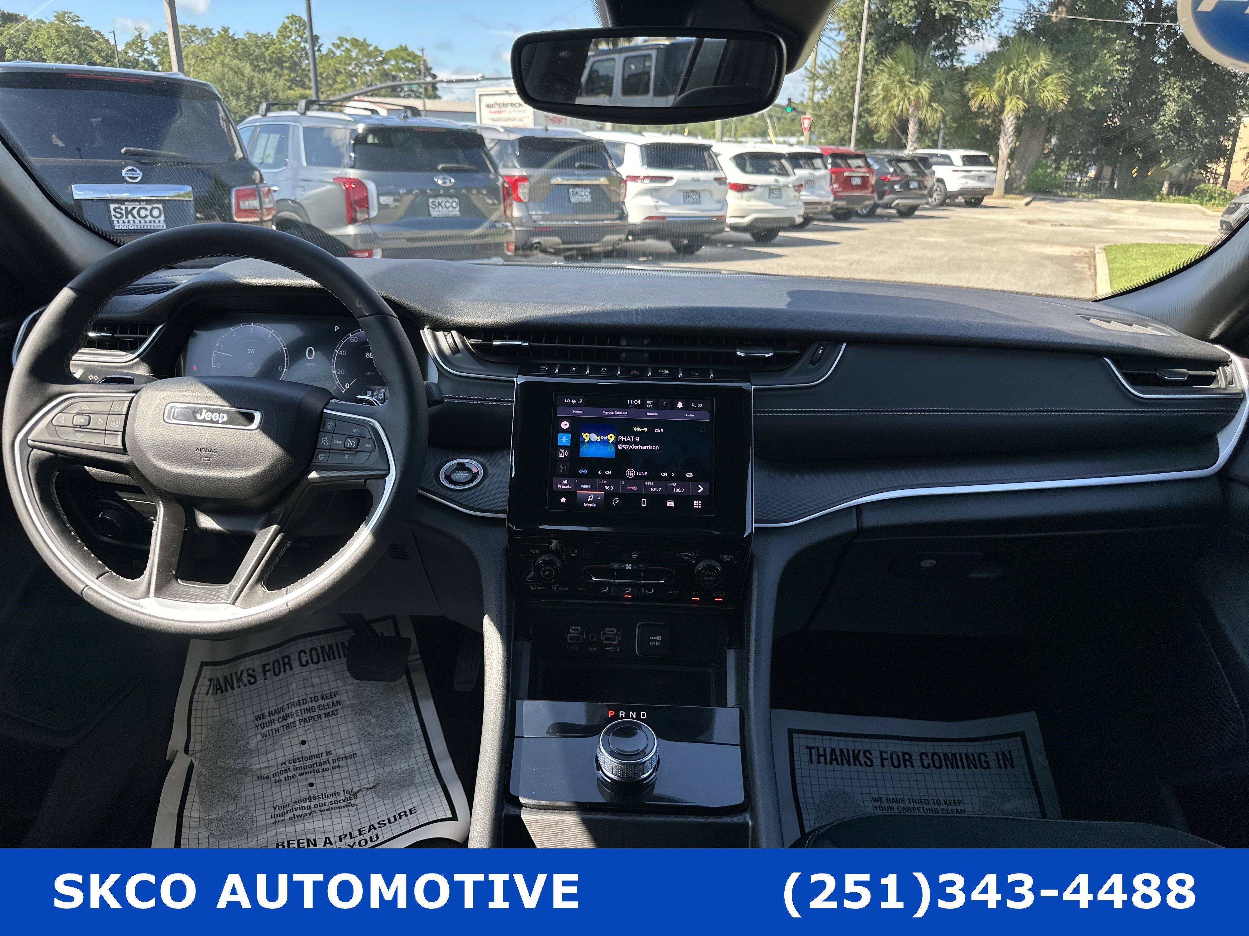 Used 2024 Jeep Grand Cherokee Altitude image 15