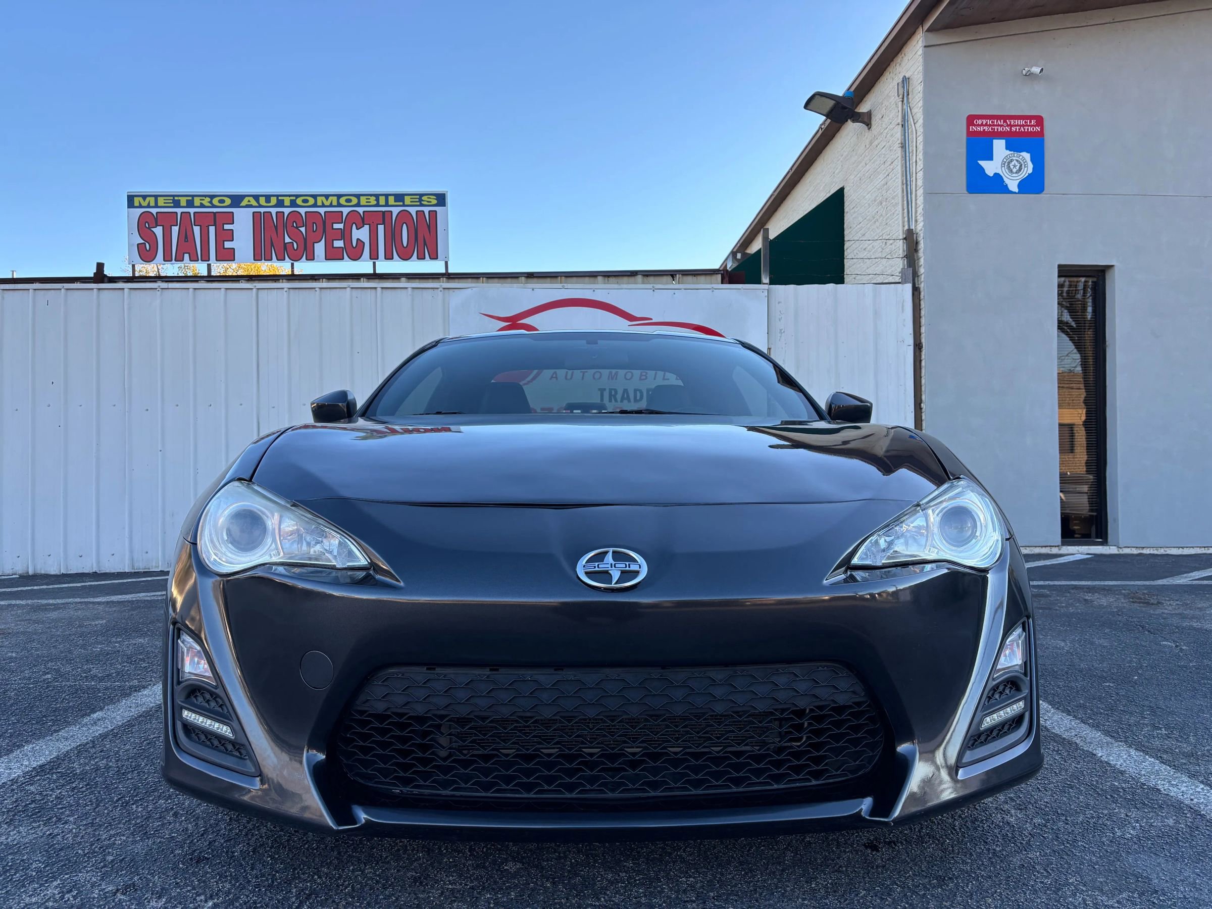 Used 2015 Scion FR-S image 8