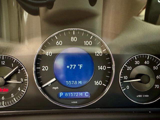 Used 2005 Mercedes-Benz CLK 320 Coupe image 16