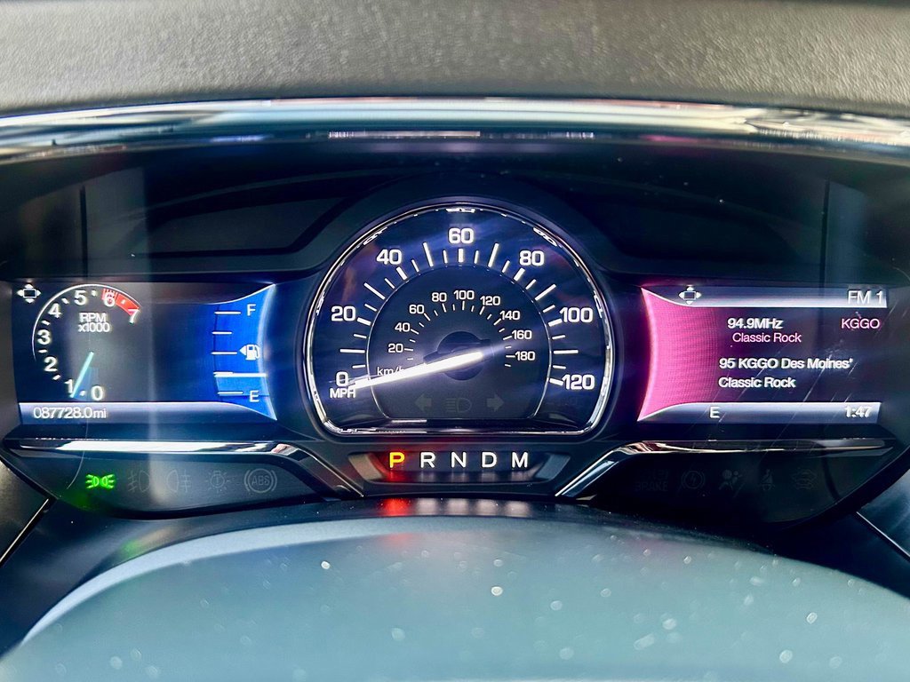 Used 2017 Lincoln Navigator L Reserve image 40