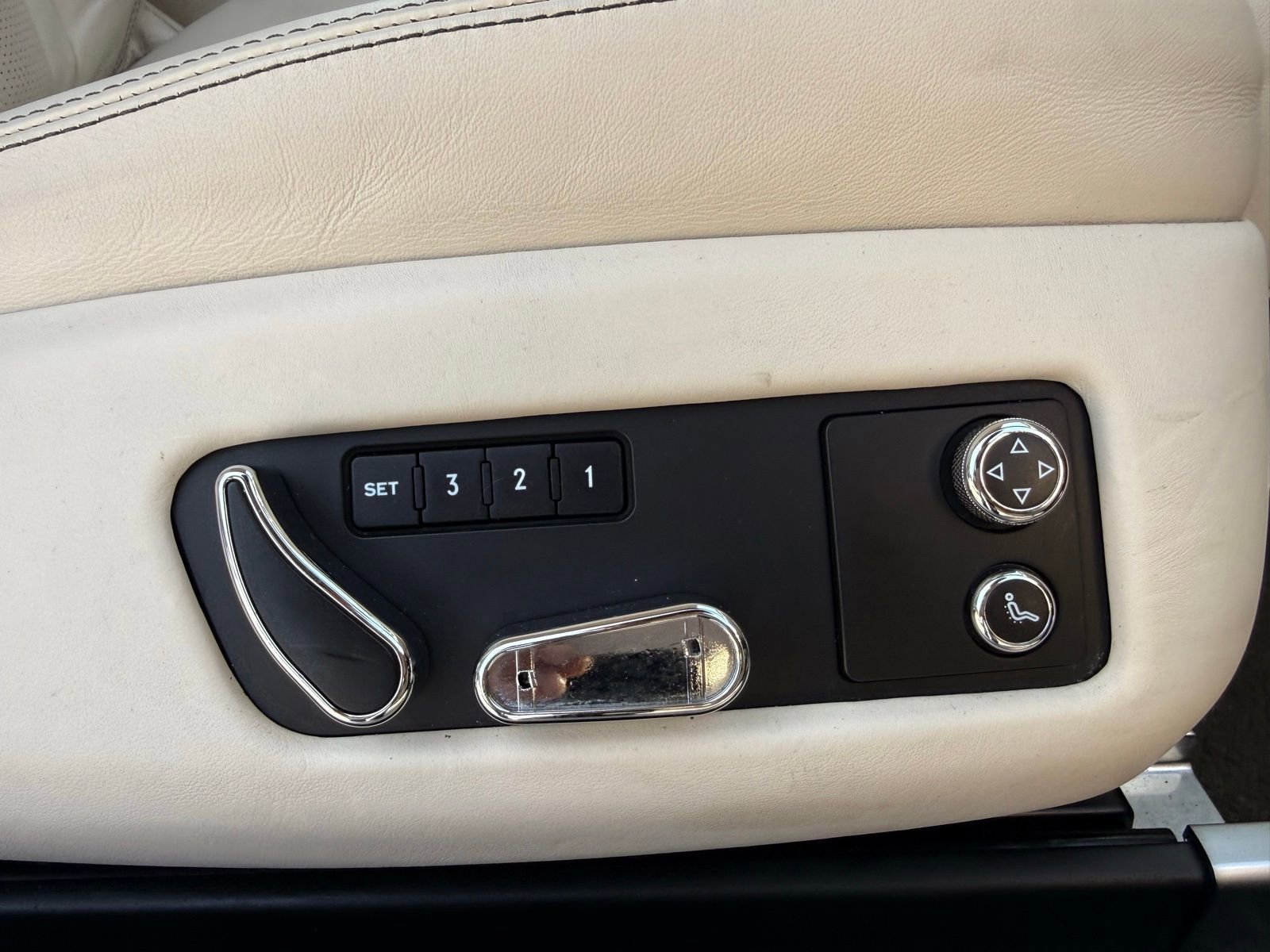 Used 2013 Bentley Continental GT AWD/4WD image 32