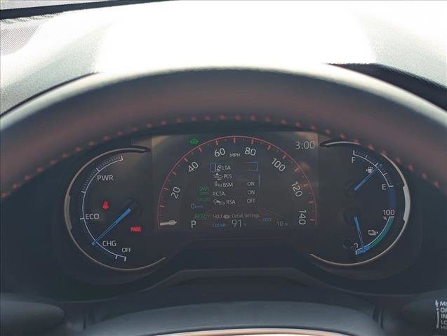 New 2025 Toyota RAV4 SE image 13