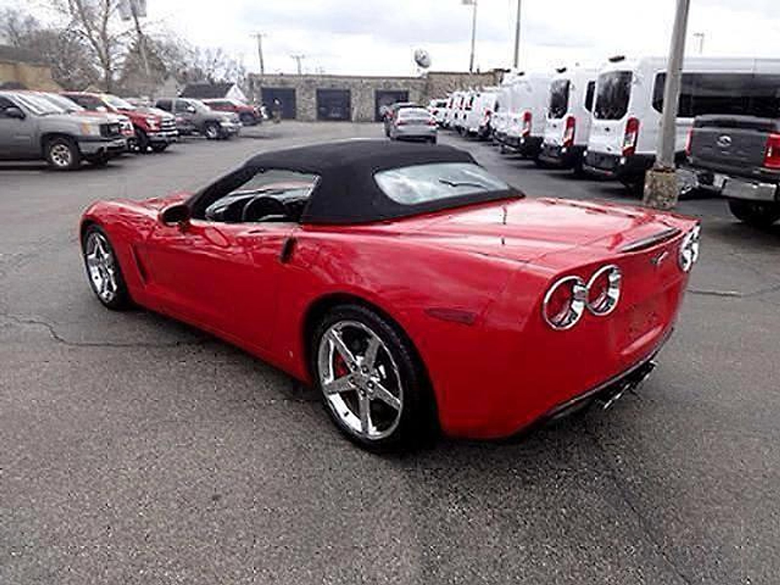 Used 2007 Chevrolet Corvette Convertible w/ Preferred Equipment Group image 6